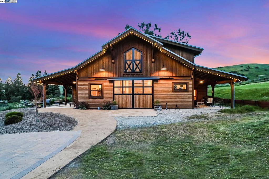 Sunol, CA 94586,5135 Andrade Rd