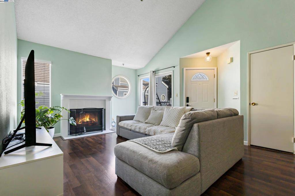 Hayward, CA 94544,25525 Southwick Dr #110
