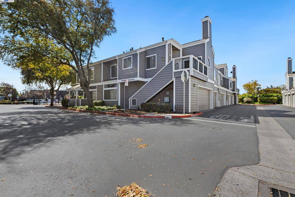 Hayward, CA 94544,25525 Southwick Dr #110