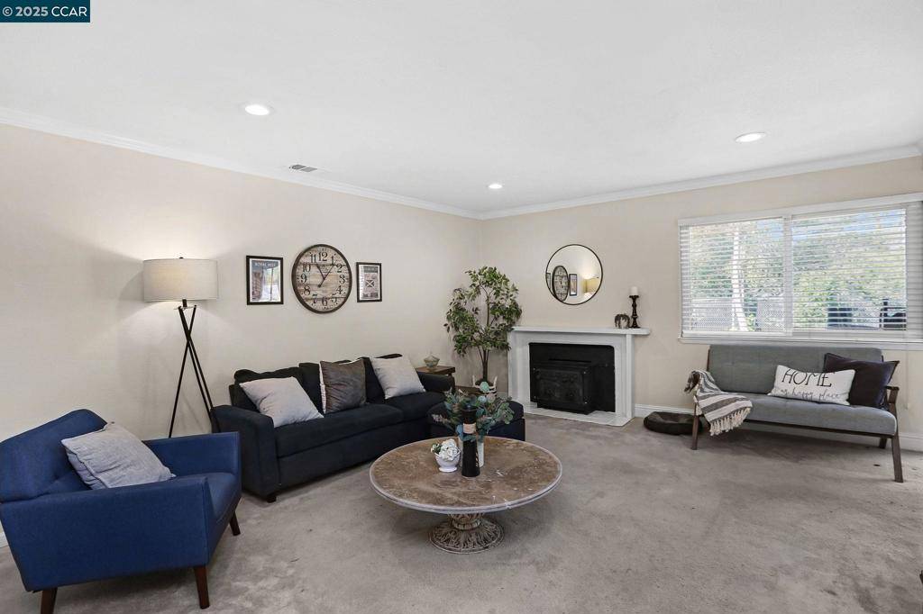 Concord, CA 94518,2745 Minert Rd