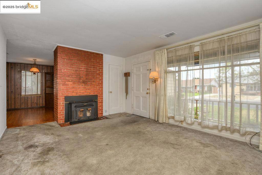 Vacaville, CA 95688,711 Camellia Way