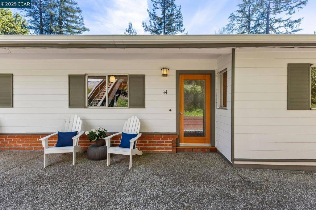 Orinda, CA 94563,34 Las Palomas
