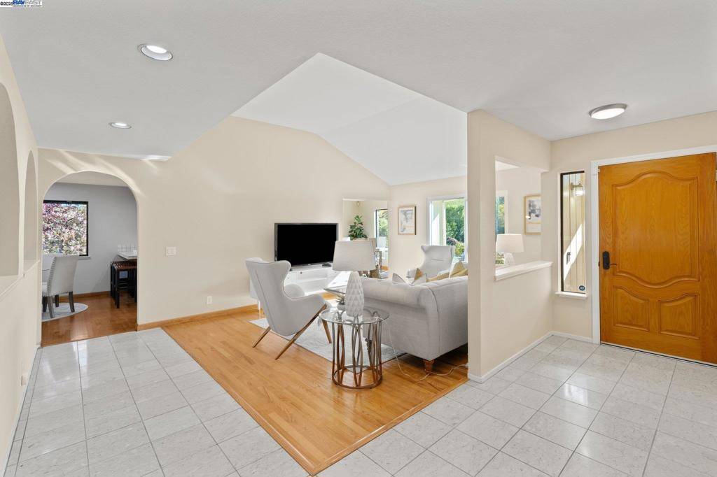 Vallejo, CA 94591,2209 Ascot Parkway