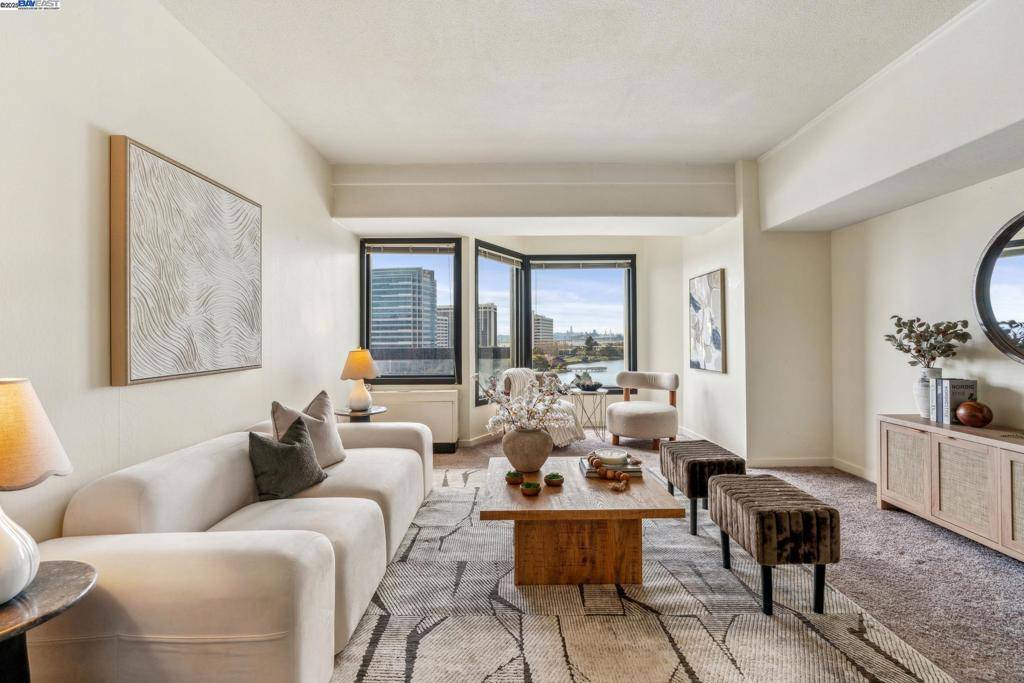 Emeryville, CA 94608,6363 Christie Ave #822