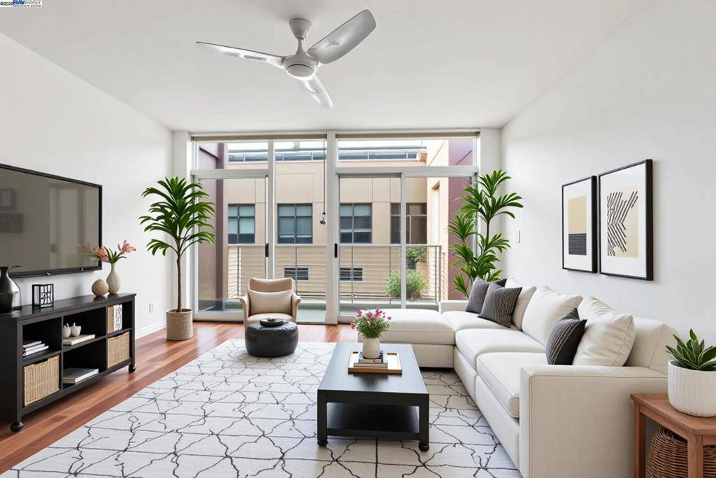 Oakland, CA 94612,630 Thomas L Berkley Way #514
