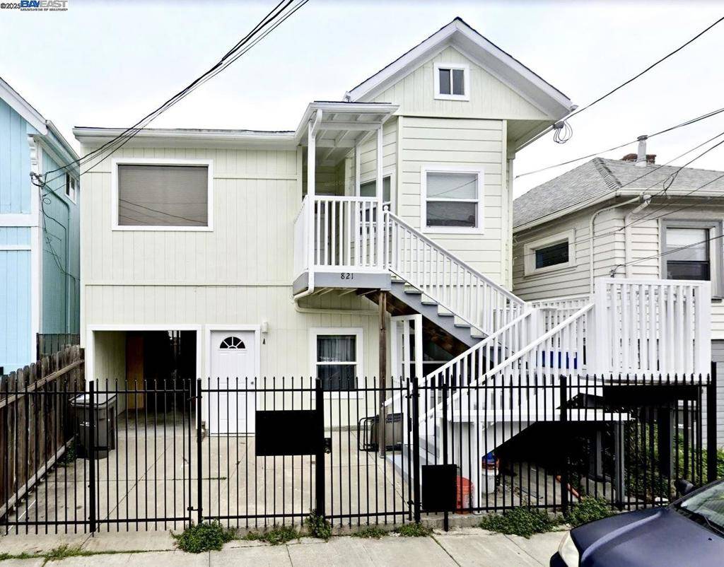 Oakland, CA 94606,821 PARK WAY