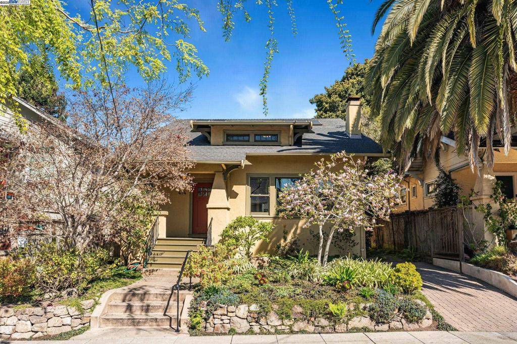 Oakland, CA 94609,414 Mcauley St