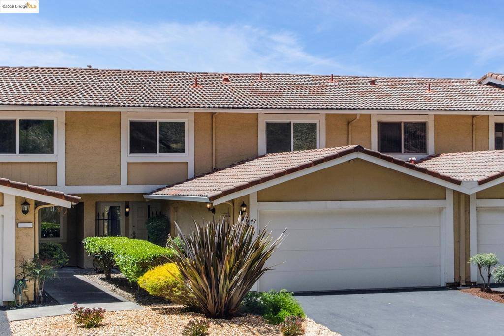 Oakland, CA 94605,93 Thousand Oaks St