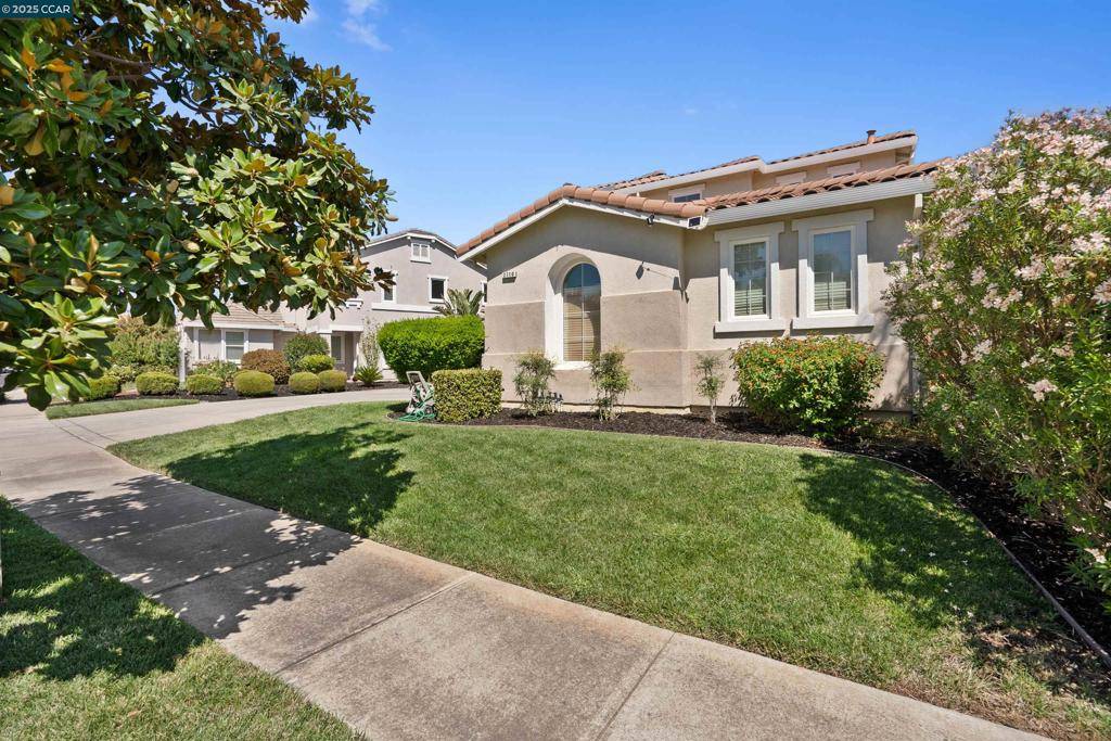 Brentwood, CA 94513,2710 Presidio