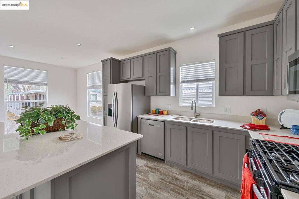 Citrus Heights, CA 95621,5922 Cackler LN