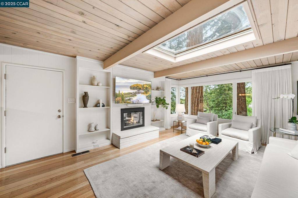 Orinda, CA 94563,19 Vallecito Ln
