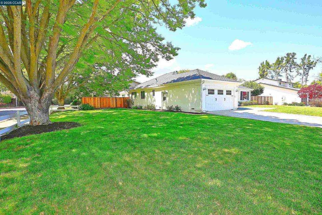 Walnut Creek, CA 94598,383 Caravelle Dr