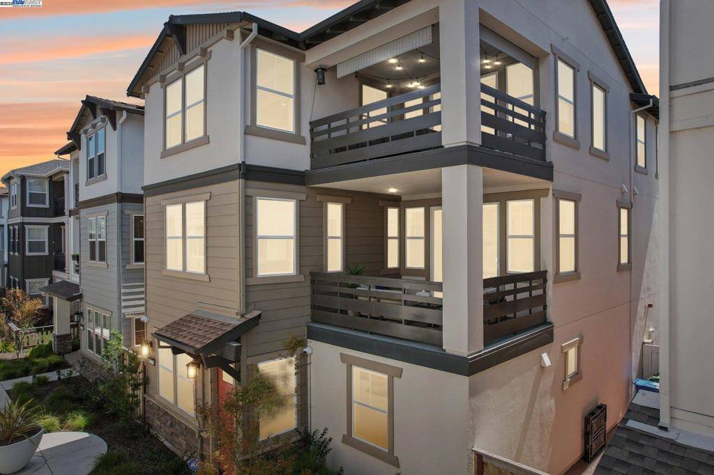 Newark, CA 94560,9145 Wakecrest Way