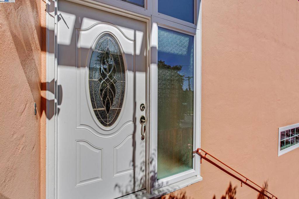 Castro Valley, CA 94546,3578 Jerald Ct