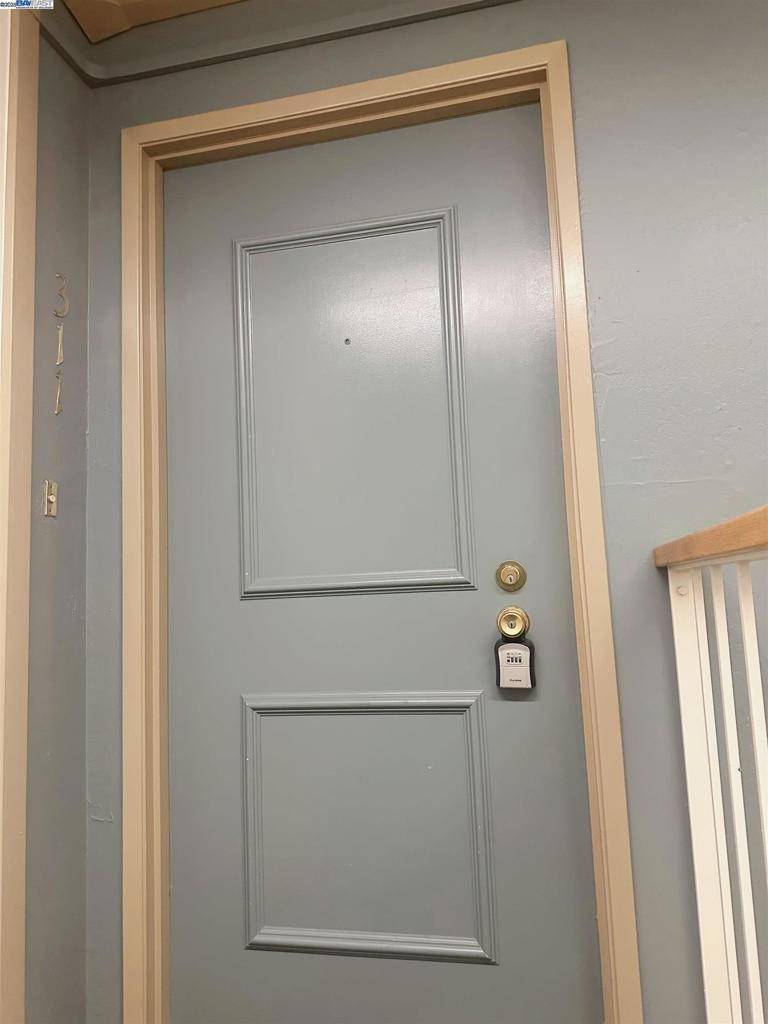 Walnut Creek, CA 94596,450 N Civic Dr #311