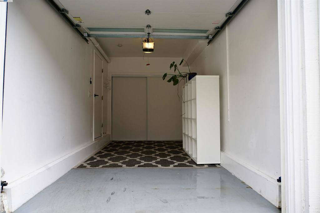 Palo Alto, CA 94306,580 Vista Ave
