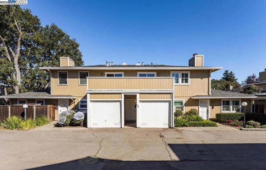 Palo Alto, CA 94306,580 Vista Ave