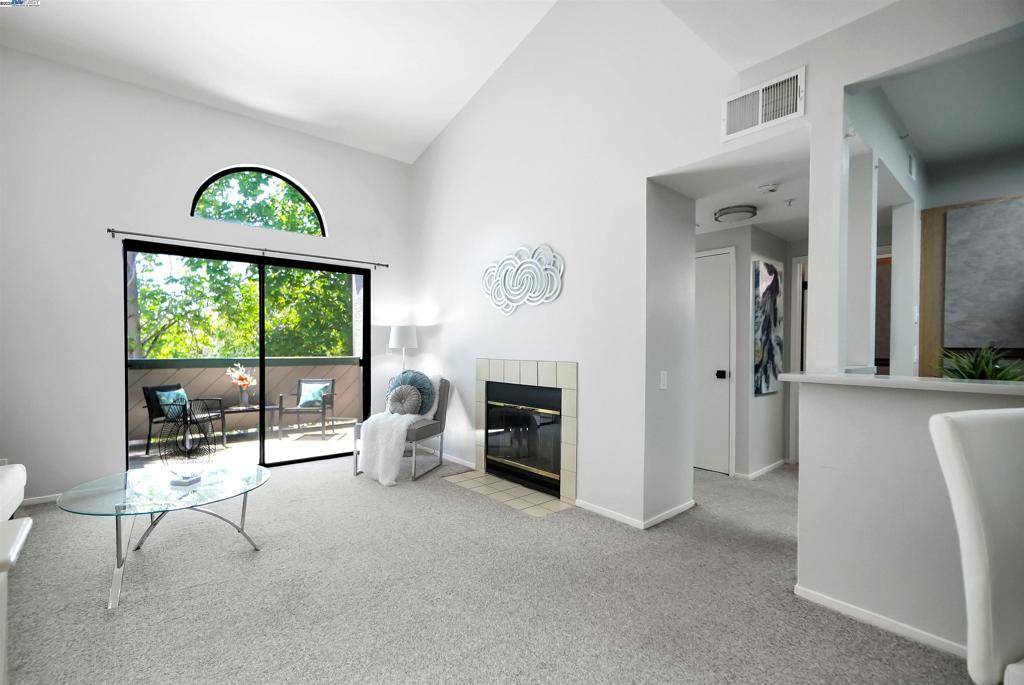 Hayward, CA 94545,25850 Kay Ave #334