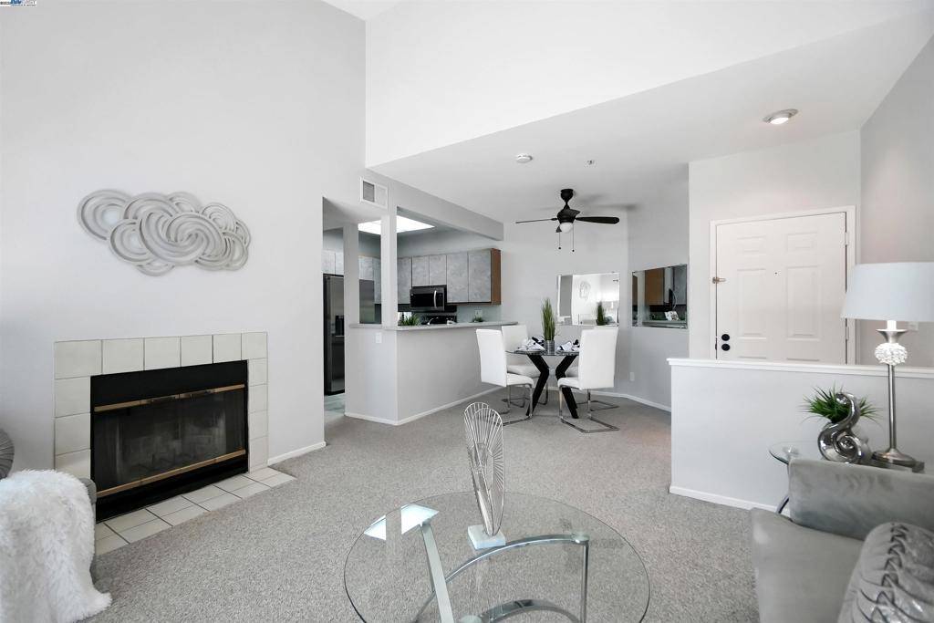 Hayward, CA 94545,25850 Kay Ave #334