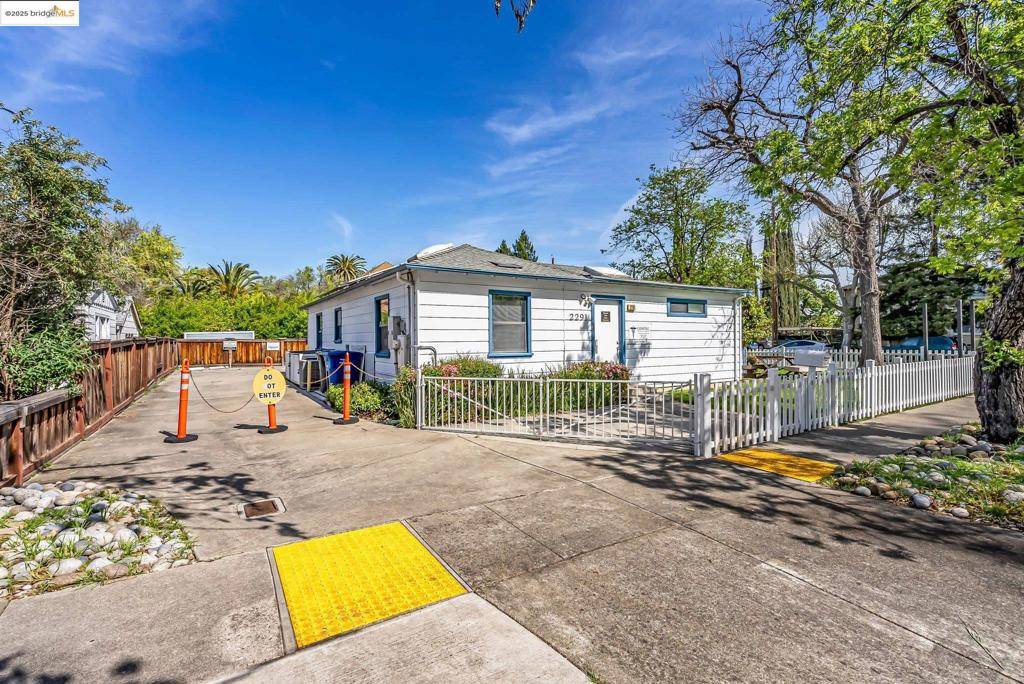 Concord, CA 94520,2291 Pacheco ST