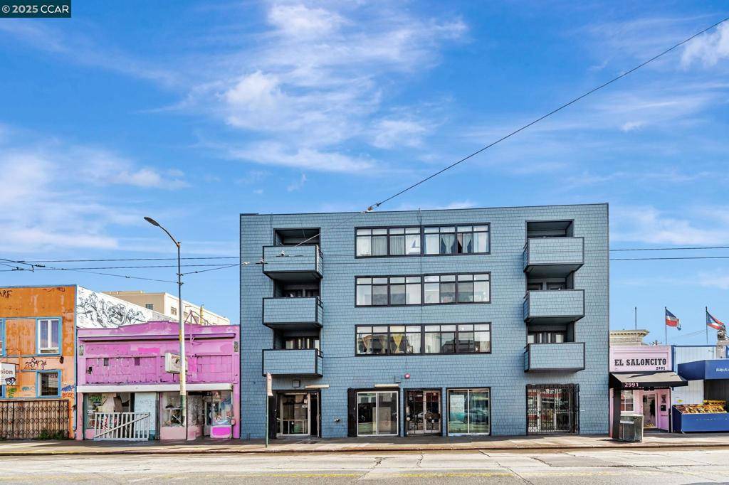 San Francisco, CA 94110,2985 Mission St #302