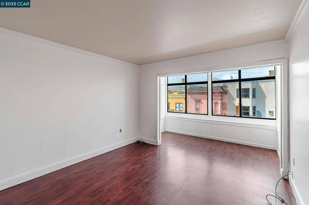 San Francisco, CA 94110,2985 Mission St #302