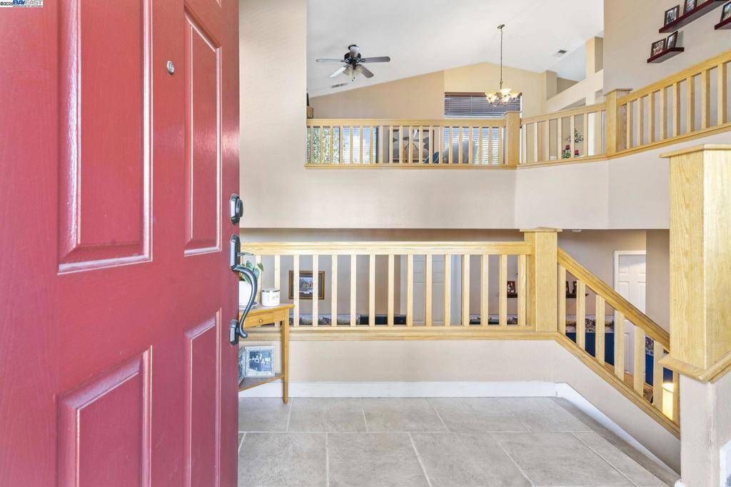 Manteca, CA 95336,1931 Diamond Oak Way