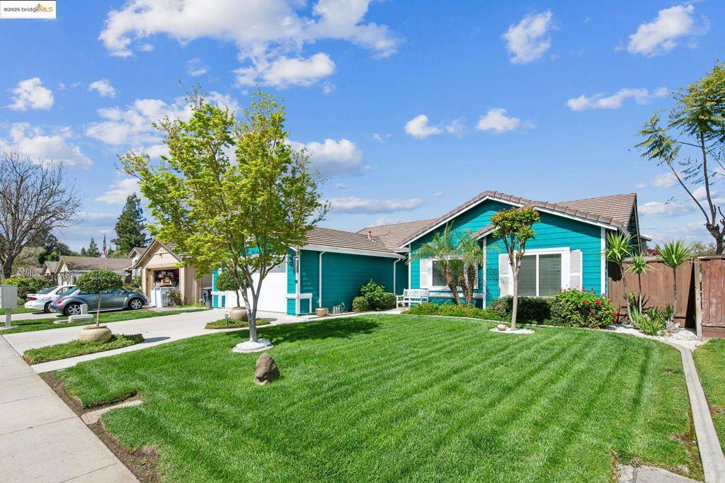 Riverbank, CA 95367,2635 Briarcliff Dr