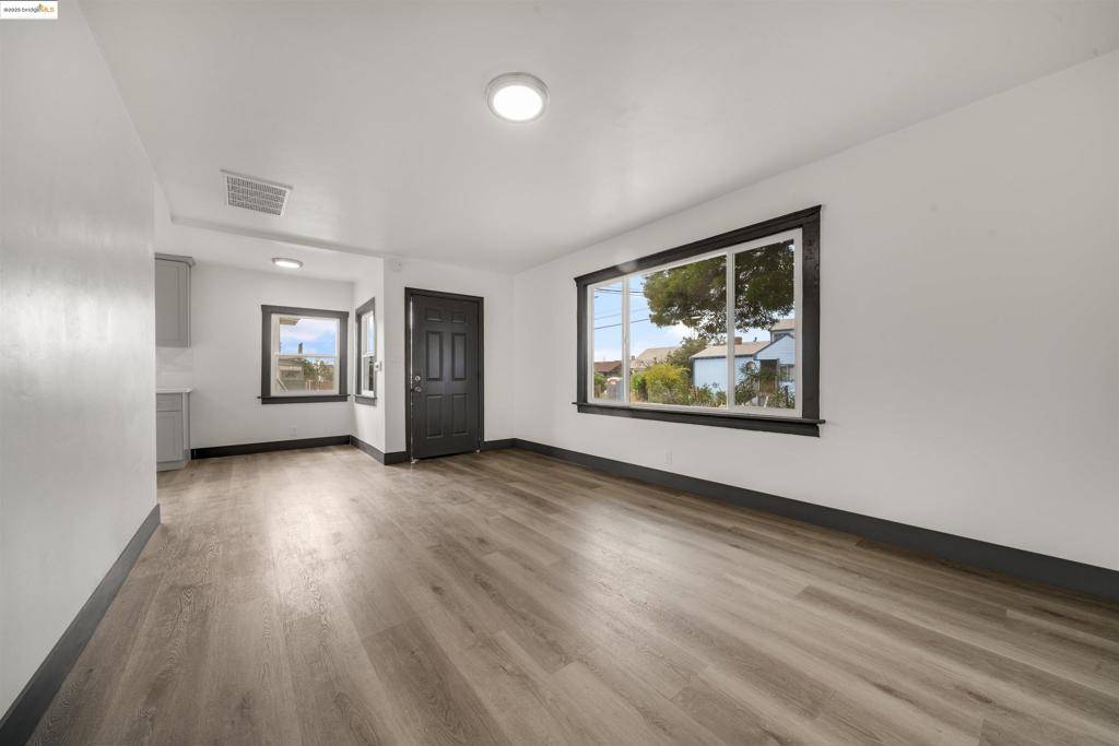 Oakland, CA 94621,1604 57Th Ave