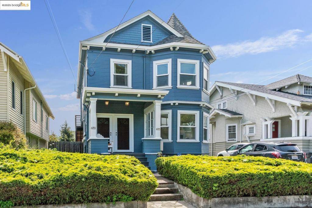 Oakland, CA 94609,653 54th ST