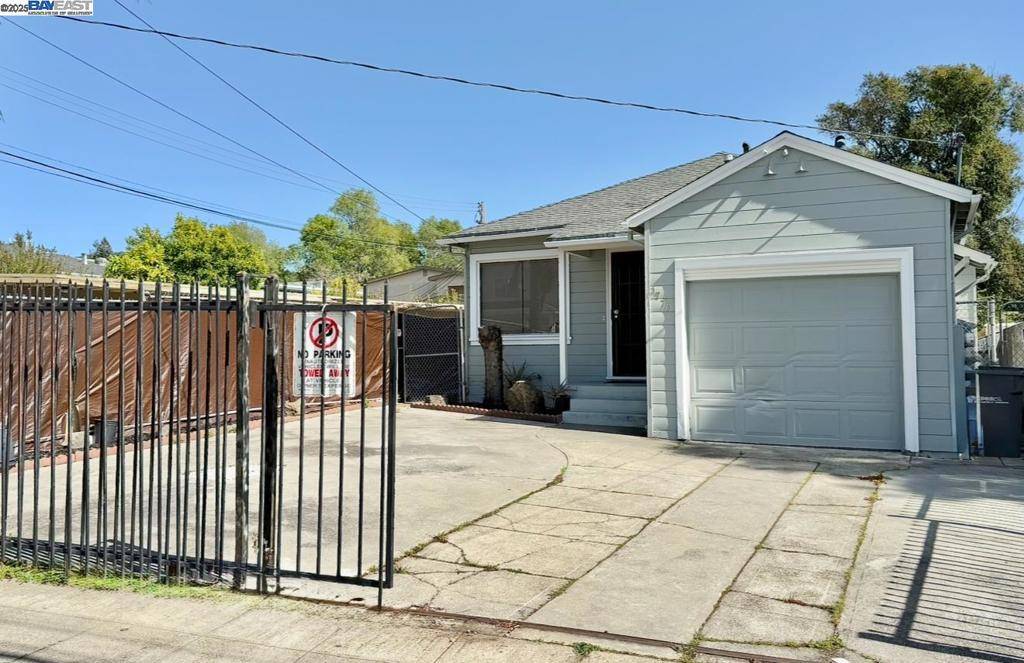 Oakland, CA 94619,3770 39Th Ave
