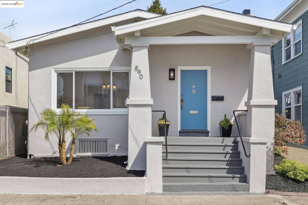 Oakland, CA 94608,890 Arlington Ave