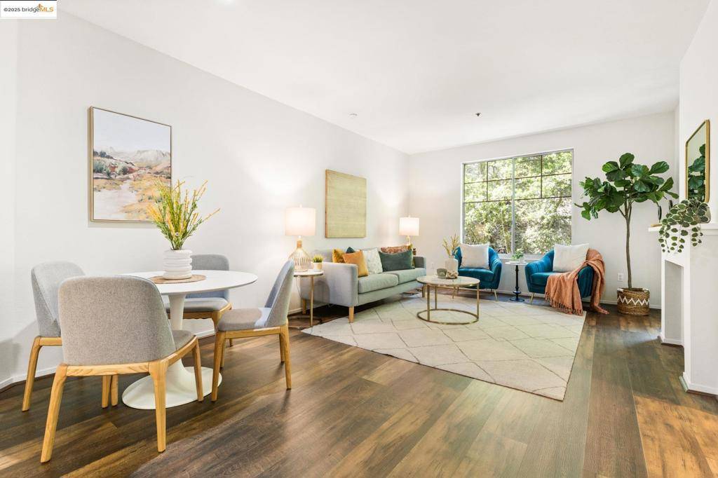 Oakland, CA 94618,260 Caldecott Ln #213