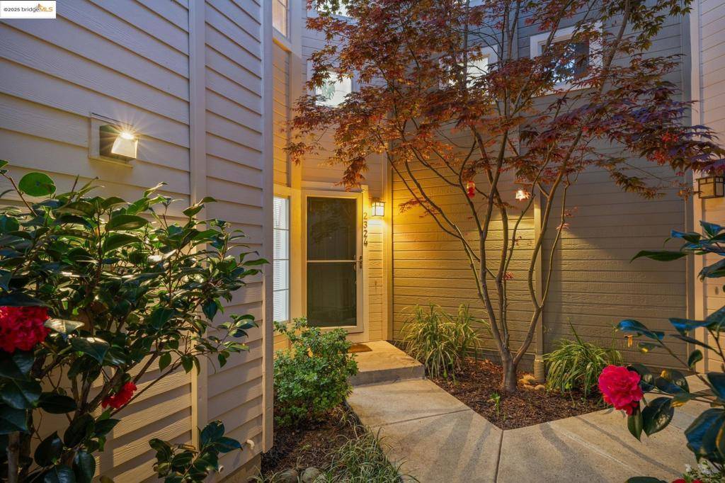 Richmond, CA 94804,2324 Dolphin Dr