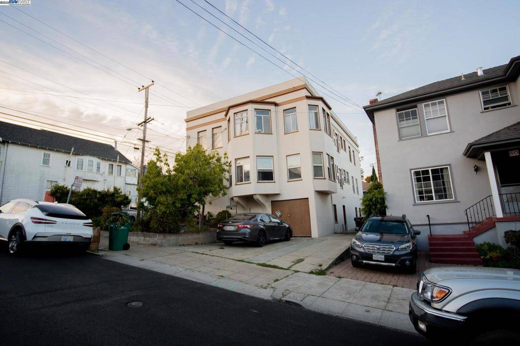 Oakland, CA 94611,304 Fairmount