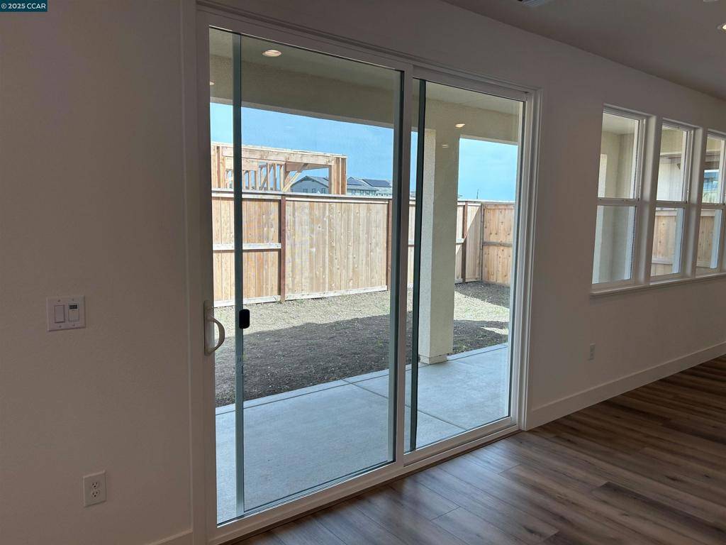 Sacramento, CA 95832-0000,8121 Vessel Way