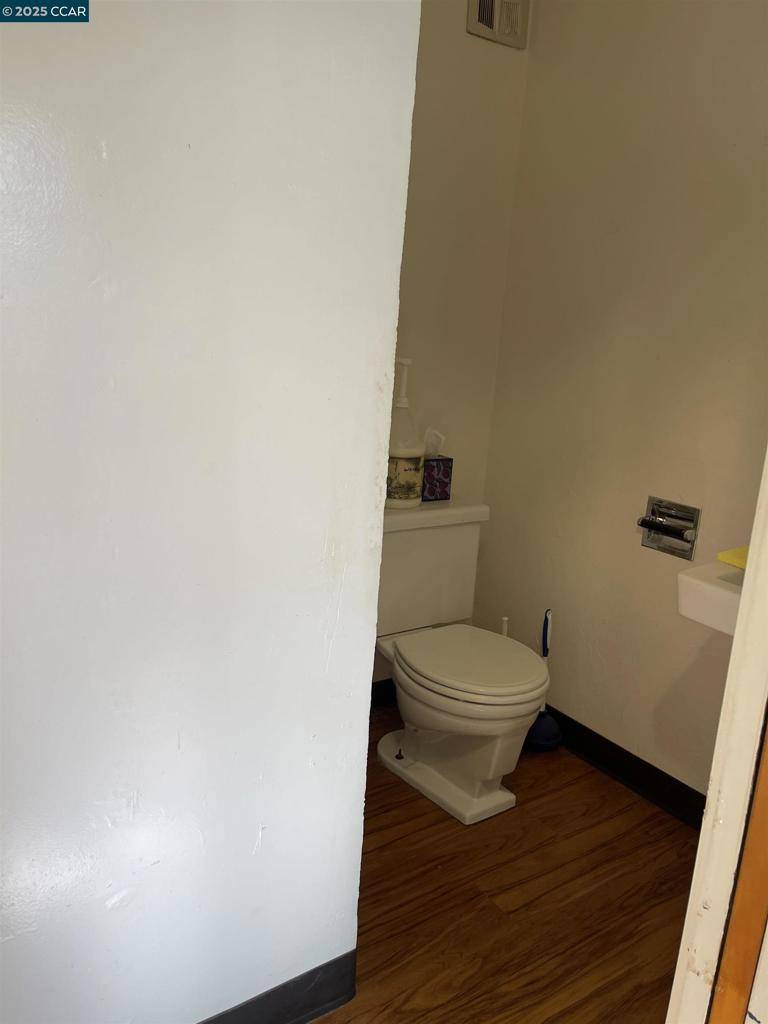 Sacramento, CA 95818,1031 V St