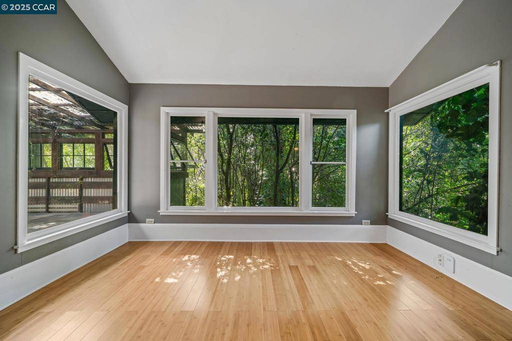 Piedmont, CA 94611,126 Caperton Avenue