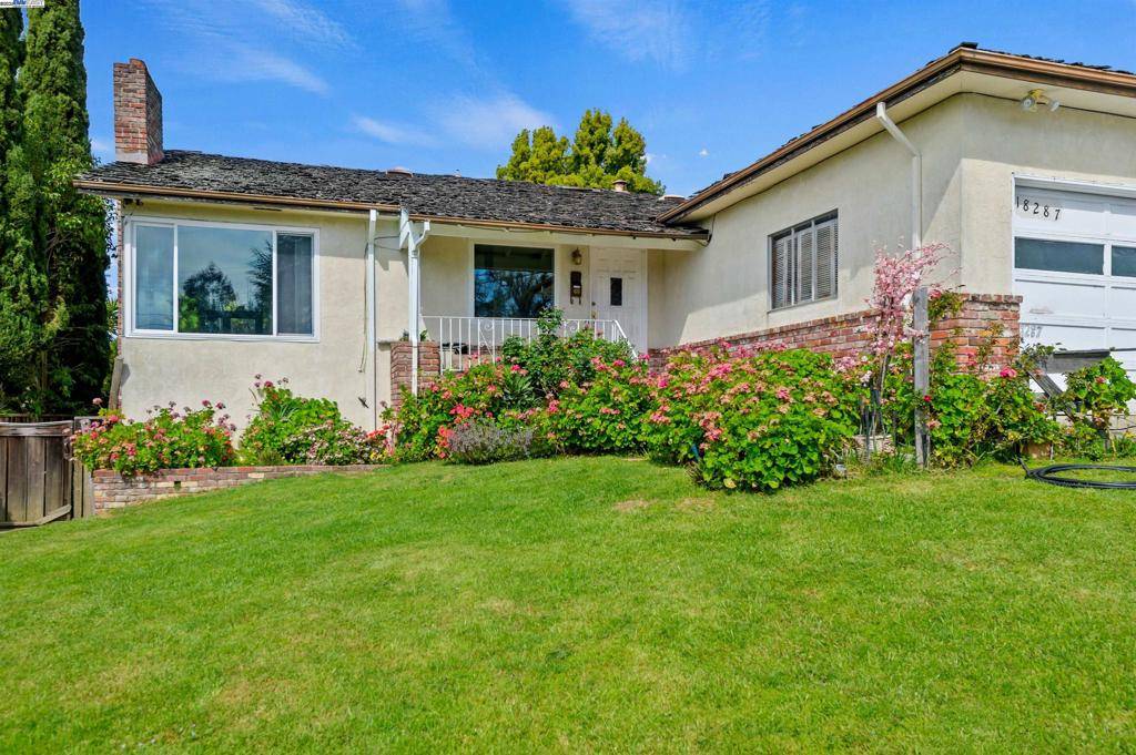 Castro Valley, CA 94546,18287 Center St
