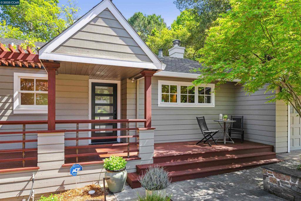 Lafayette, CA 94595,30 Newell Ct