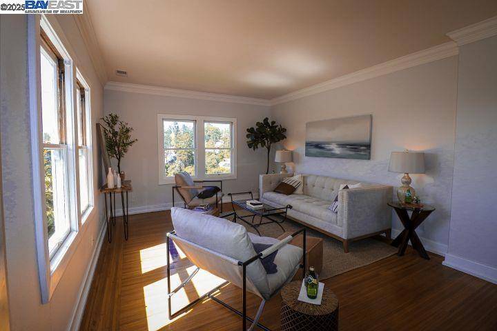 Oakland, CA 94602,828 Everett Ave