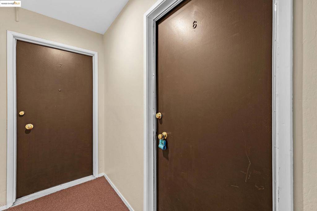 Berkeley, CA 94709-1643,2201 Virginia Street #006