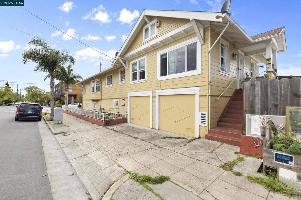 Oakland, CA 94608,852 58TH ST