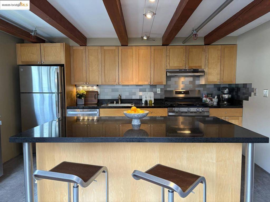 San Francisco, CA 94107,701 Pennsylvania AVE #109
