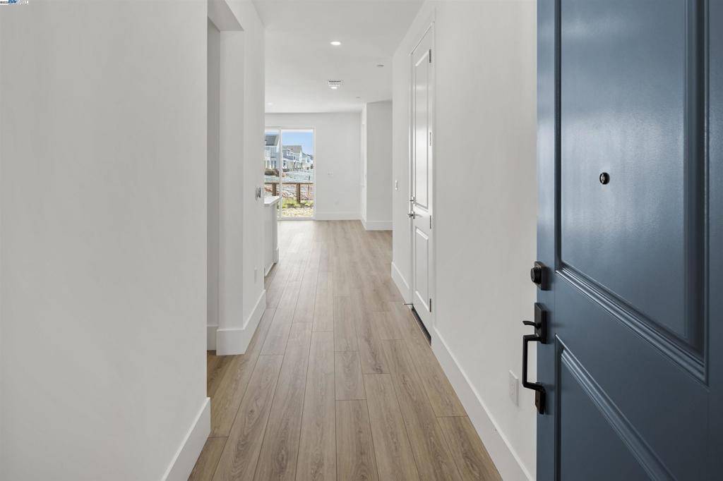 Bethel Island, CA 94511,101 Sea Gate Place