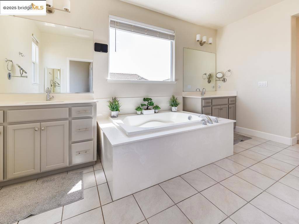 Brentwood, CA 94513,270 Guthrie Lane