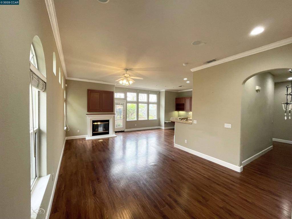 Vallejo, CA 94591,7104 Majestic Ct