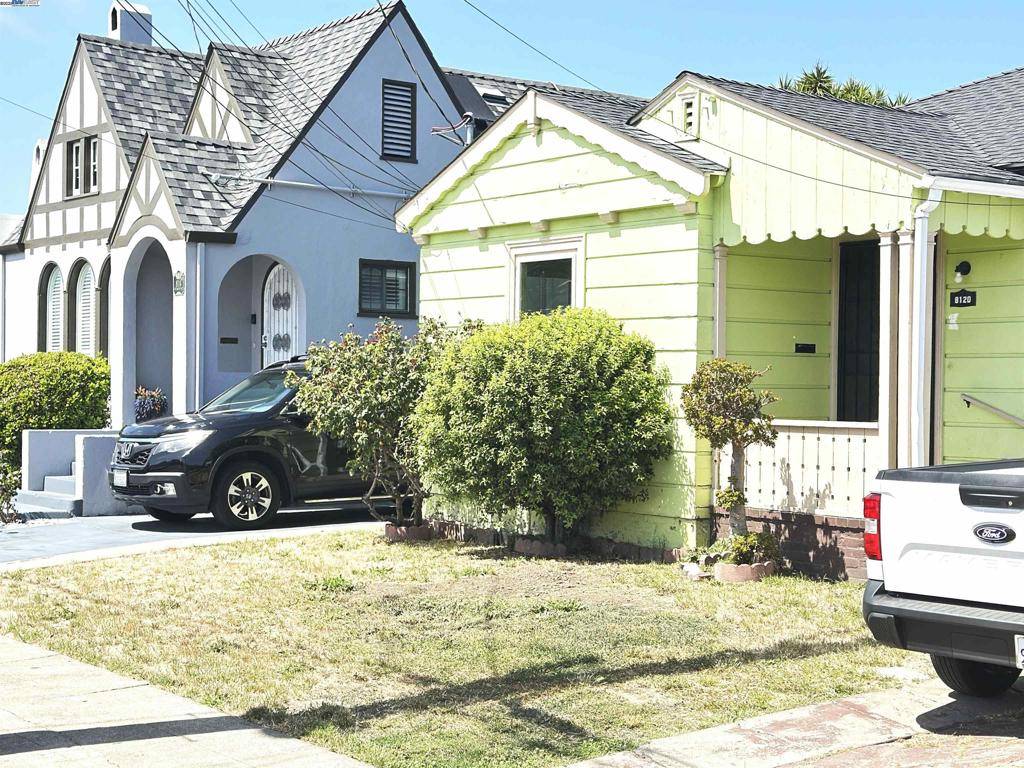 Oakland, CA 94603-2247,8120 Idlewood St.
