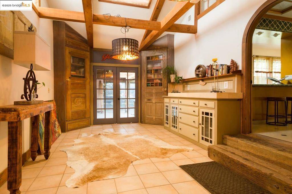 Sonoma, CA 95476,75 Fremont Dr.