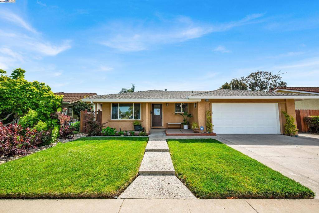 Newark, CA 94560,38243 Manzanita St